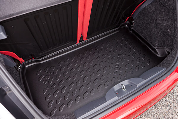 Volkswagen Caddy Life (2015 to 2021):Car boot liners