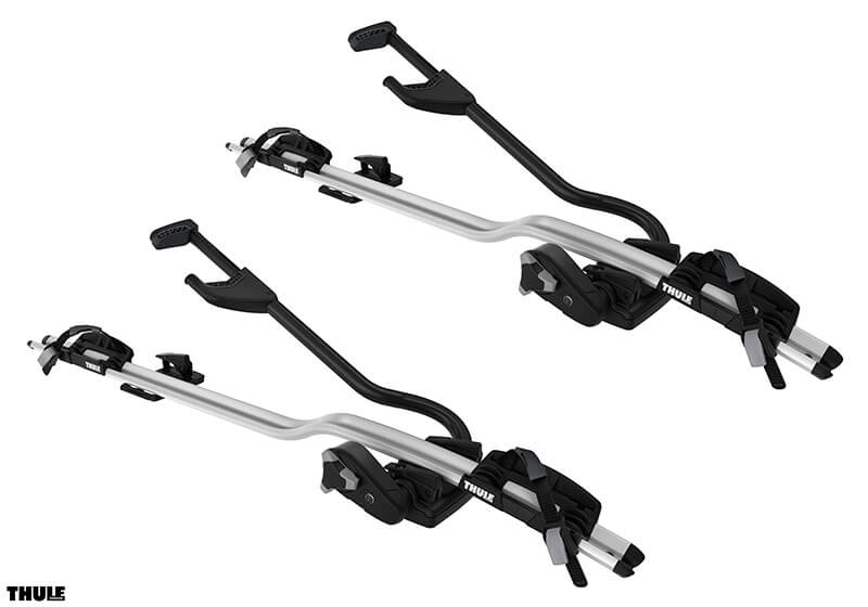 2 x Thule ProRide 598 silver bike carriers with locking roof bars
